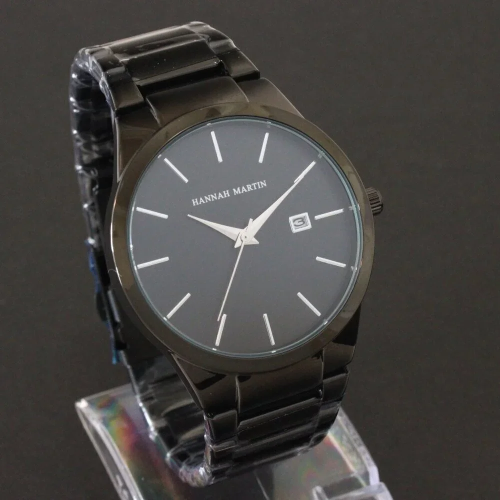 Men's Sports Watch Raised Indices Integrated Bracelet Black Quartz 40mm